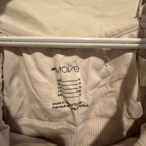 Sport Bra Top - Picture 3 of 3